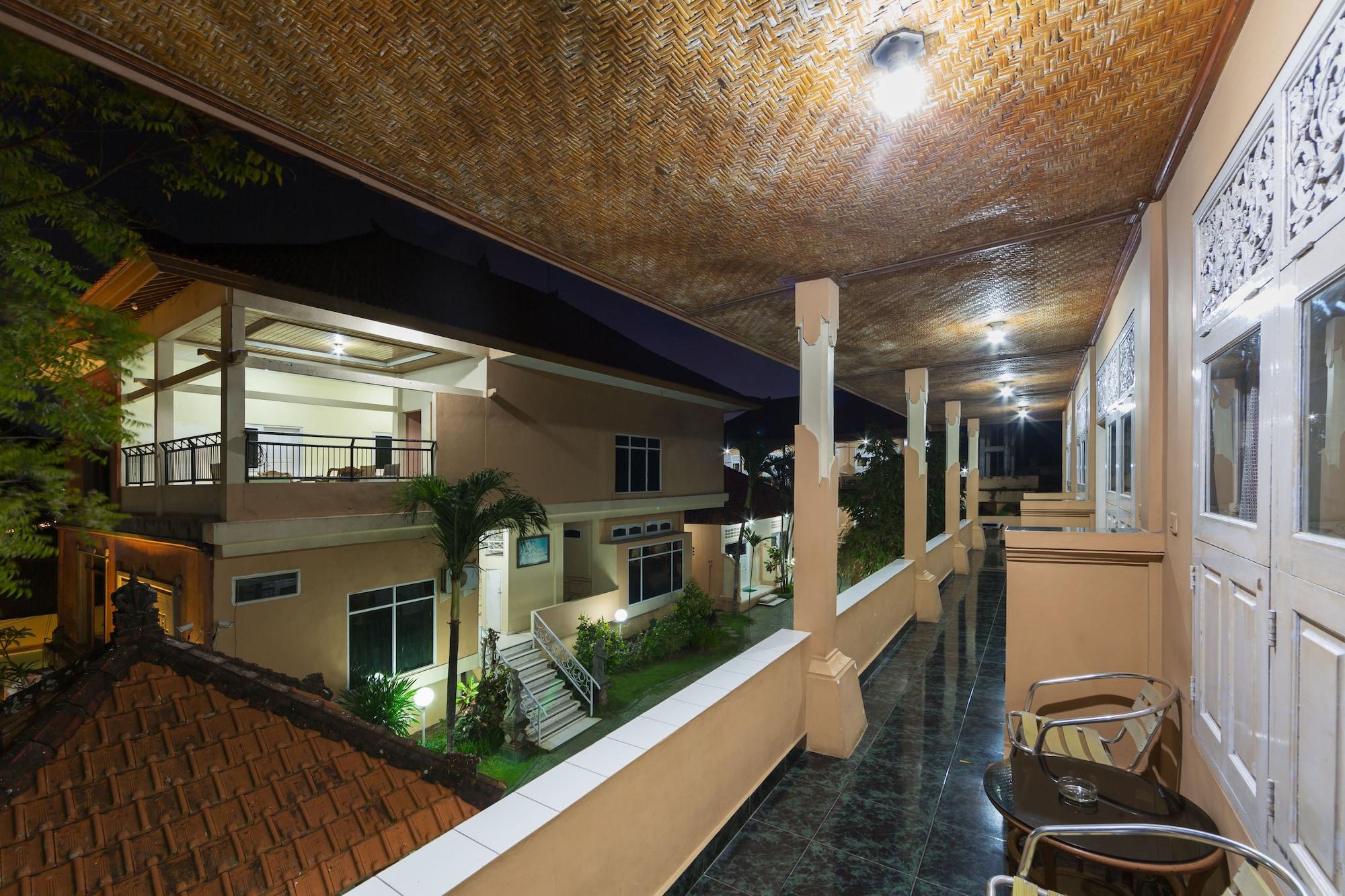 Oyo 3134 Puri Tamu Hotel Jimbaran Exterior foto