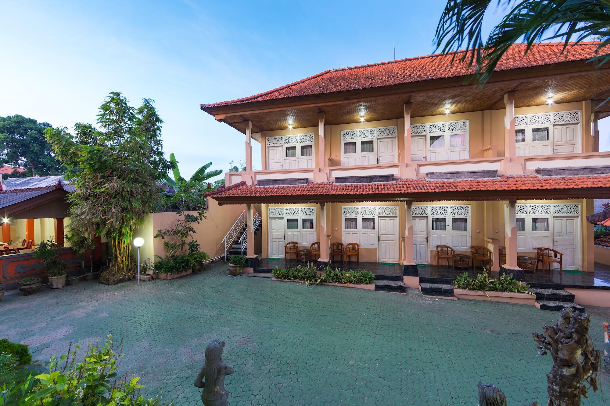 Oyo 3134 Puri Tamu Hotel Jimbaran Exterior foto