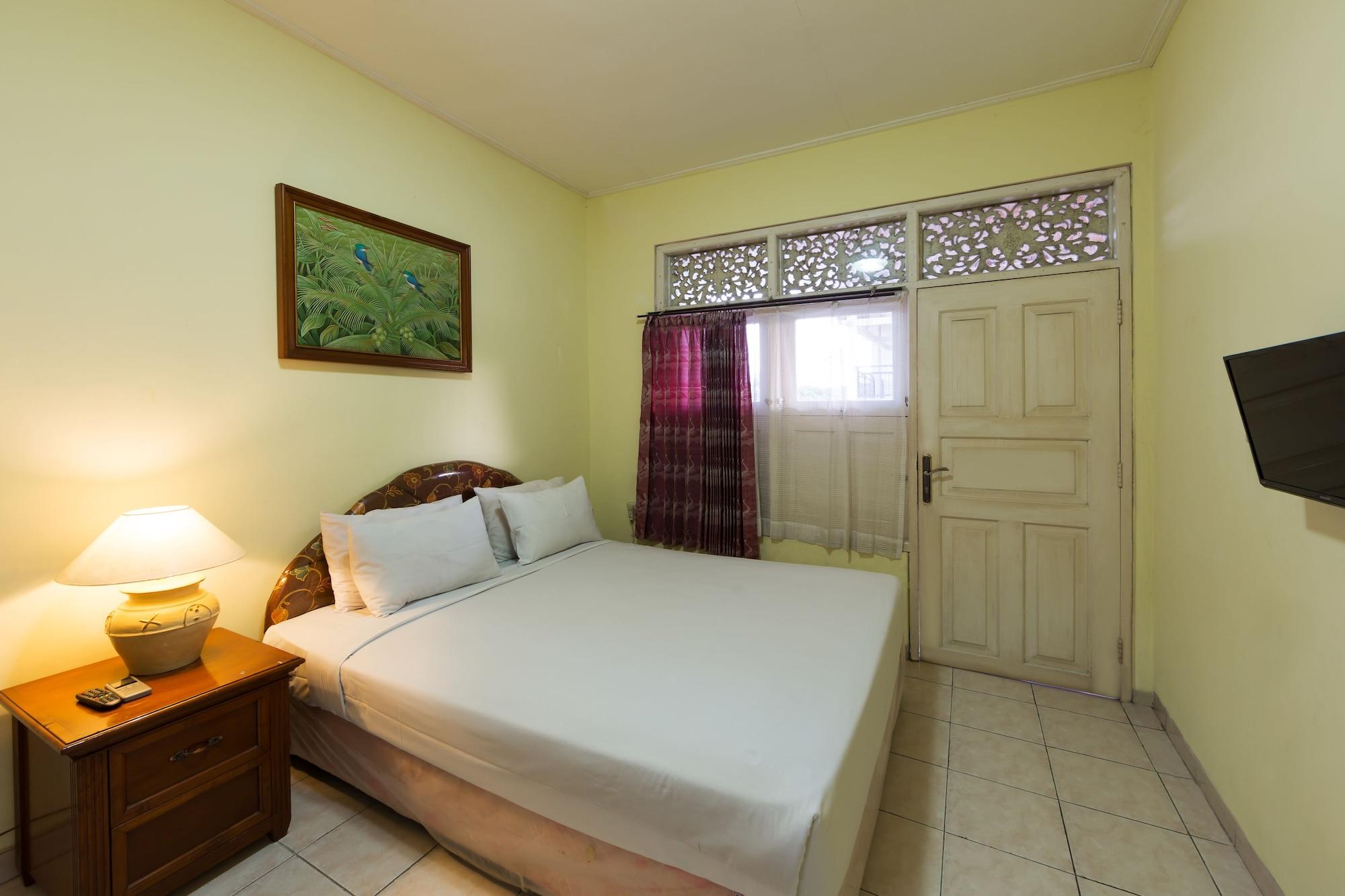 Oyo 3134 Puri Tamu Hotel Jimbaran Exterior foto