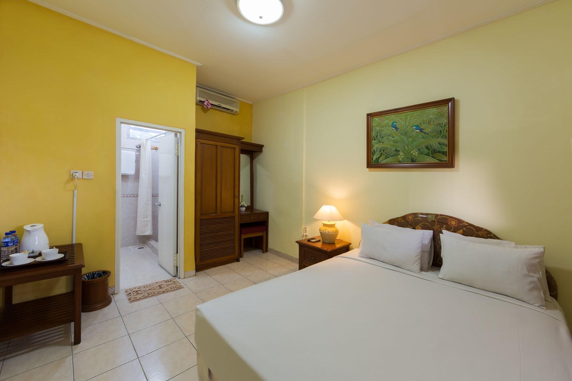 Oyo 3134 Puri Tamu Hotel Jimbaran Exterior foto