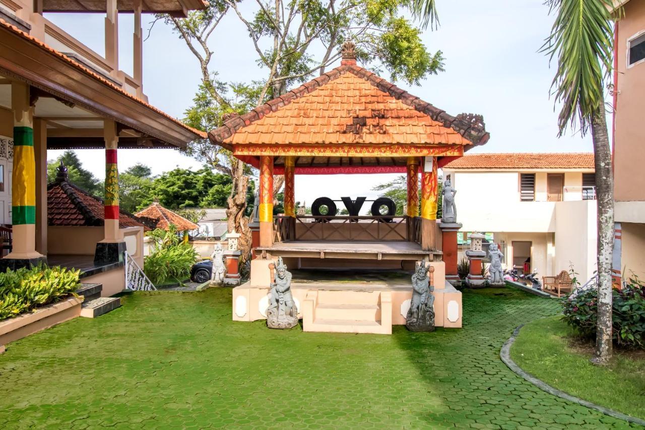 Oyo 3134 Puri Tamu Hotel Jimbaran Exterior foto