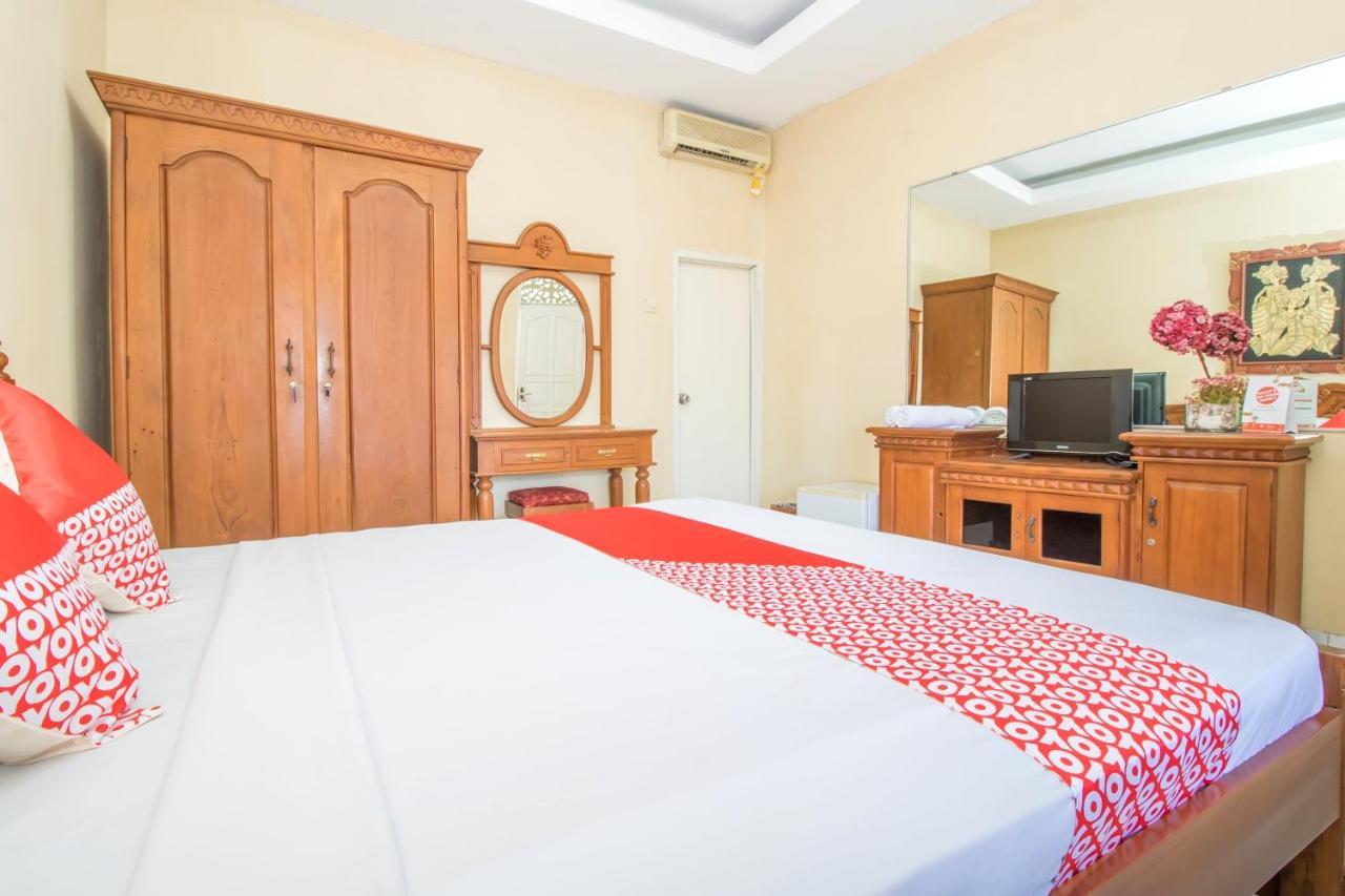 Oyo 3134 Puri Tamu Hotel Jimbaran Exterior foto